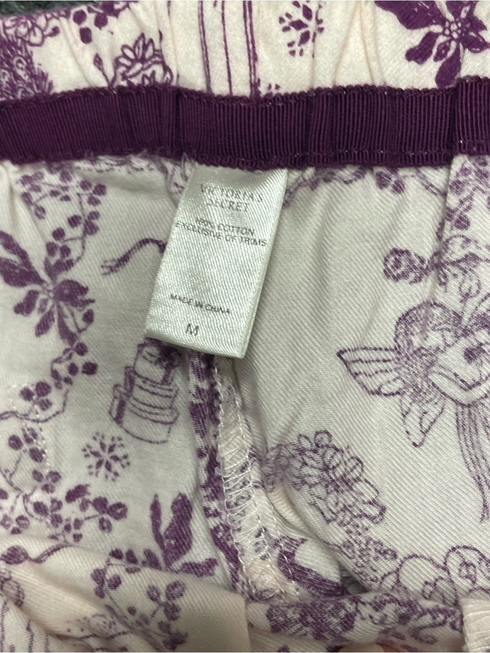 Victoria's Secret Vintage Purple Elephant Toile Print Sleepwear Size Medium - Picture 5 of 5